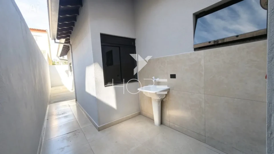 Imagens do imóveis Casa Geminada à venda com 67 m² - Terreno de 125 m² - Jardim Aliança - Zona Norte - Londrina PR