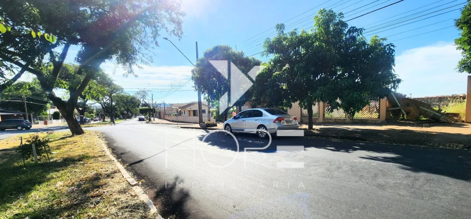 Terreno comercial à venda com 250 m² na Avenida do Sol – Jardim do Sol – Zona Oeste – Londrina PR