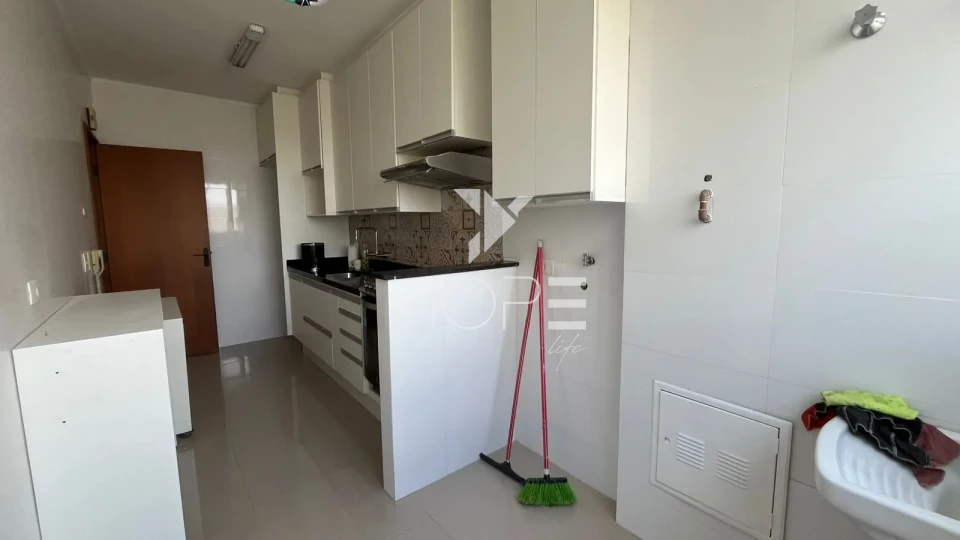 Imagens do imóveis Residencial Meyr – Apartamento para Alugar com 77 m² - 3 quartos - 2 banheiros - 1 vaga - Jardim Higienópolis - Região Central - Londrina PR