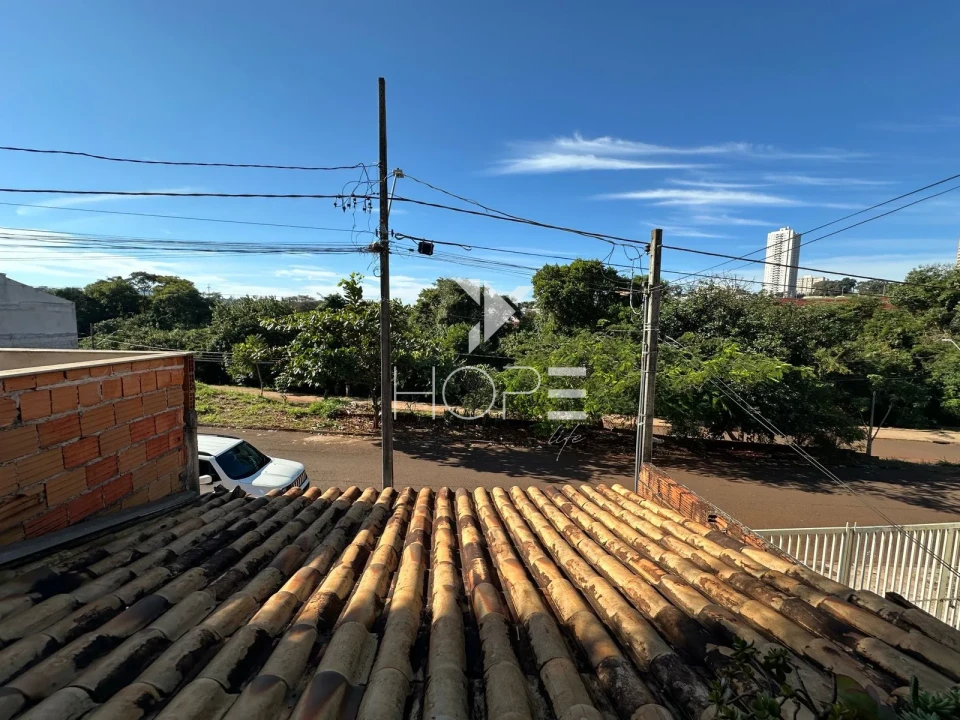 Imagens do imóveis Casa Geminada Sobrado à venda com 3 quartos-  Jardim Tókio – Zona Oeste – Londrina/PR