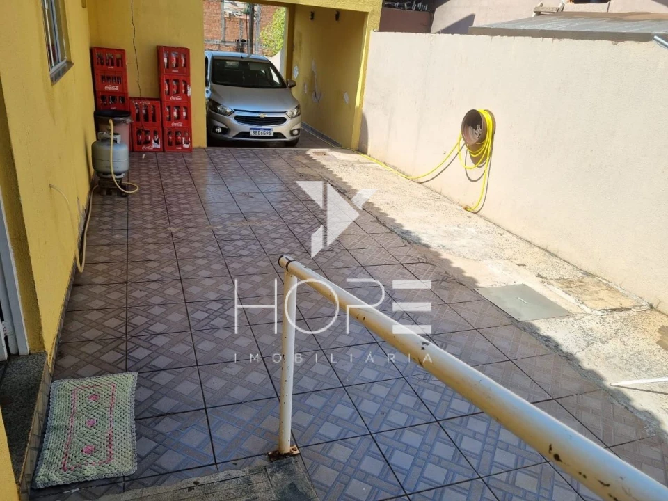 Imagens do imóveis Casa com Edícula à Venda na Zona Oeste de Londrina – Bairro Olímpico