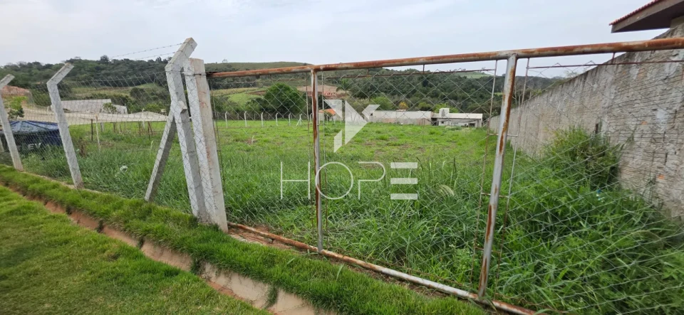 Imagens do imóveis Chácaras  à venda no Condomínio  Portal do Nobres - 1000 m²-  Próximo ao Patrimônio Selva - Londrina/PR