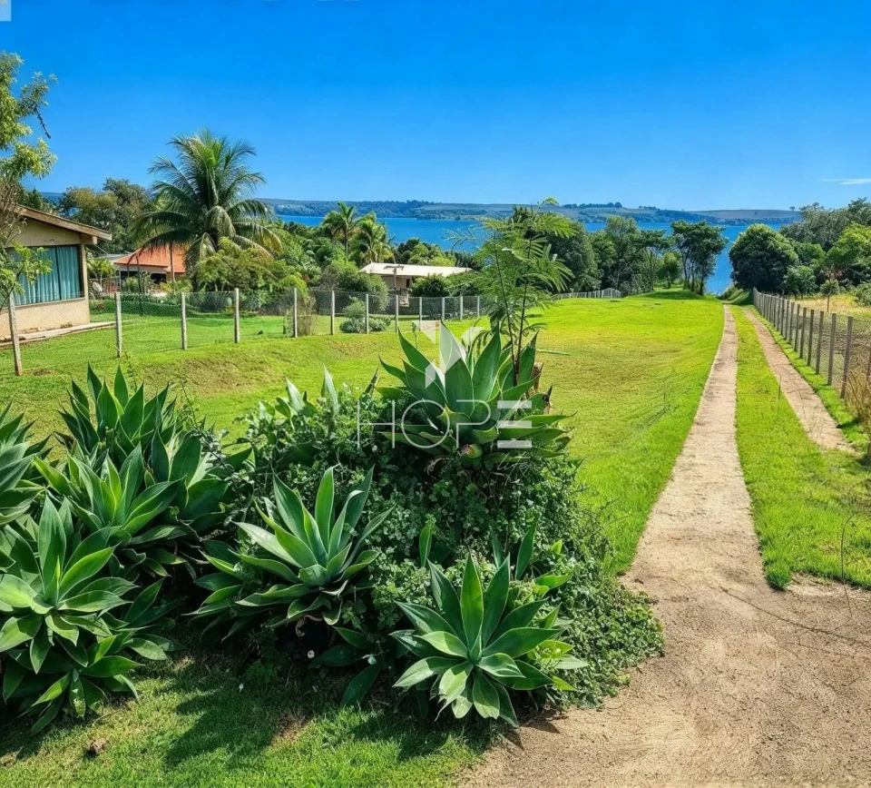Imagens do imóveis Chácara á venda - Fundo para o rio Paranapanema - Alvorada do Sul/PR