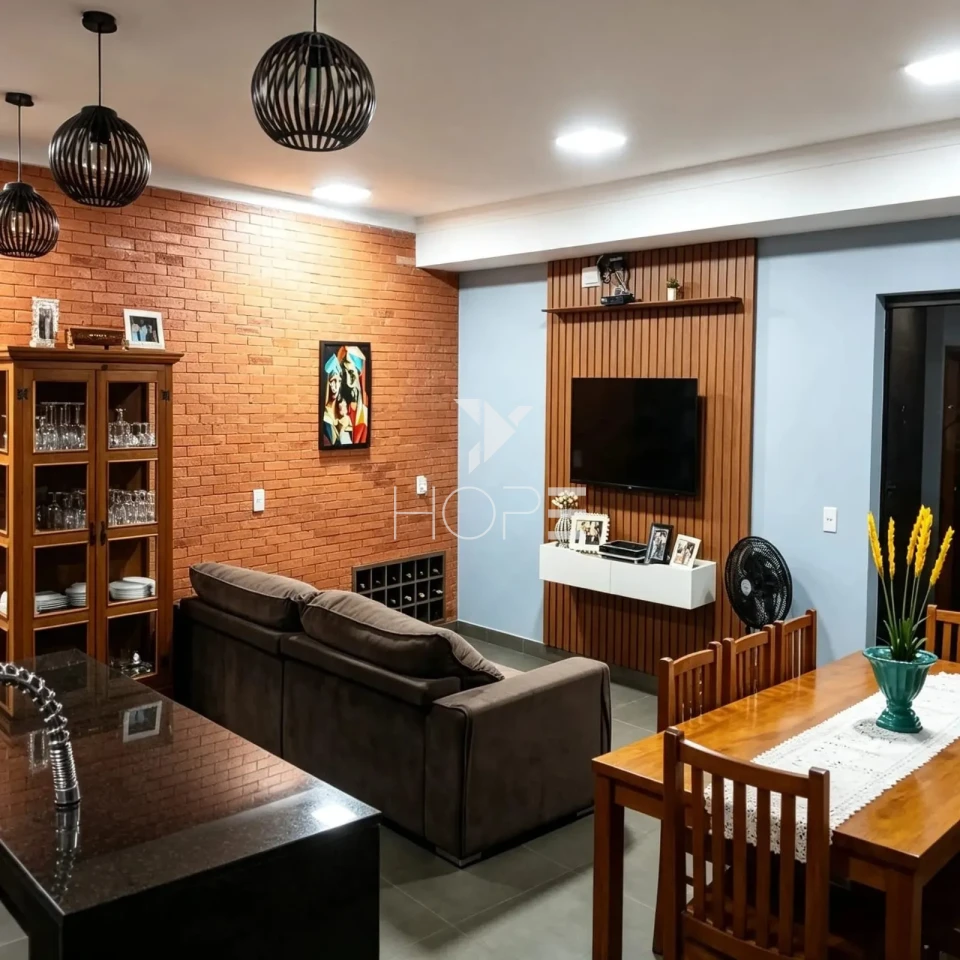 Imagens do imóveis Chácara à Venda com Piscina – 580m² – 4 Quartos (1 Suíte) – Vila Feliz – Apucarana/PR