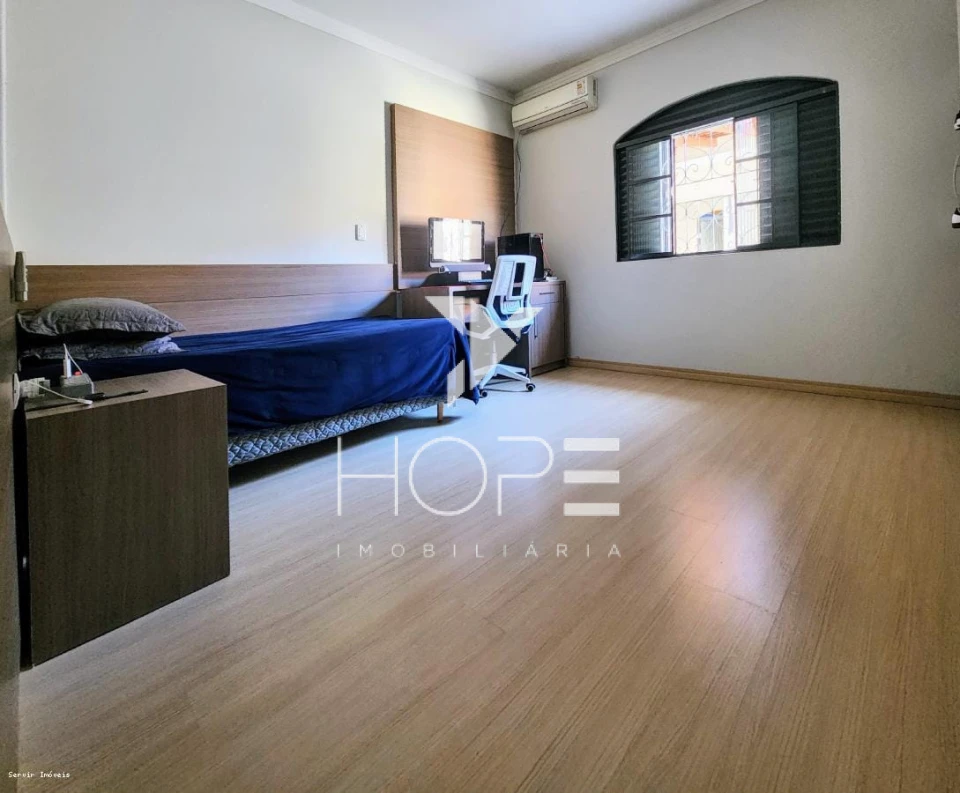 Imagens do imóveis Casa à venda com 191 m² - 3 quartos - suíte - 3 vagas - planejados - Parque Residencial Manela - Cambé PR