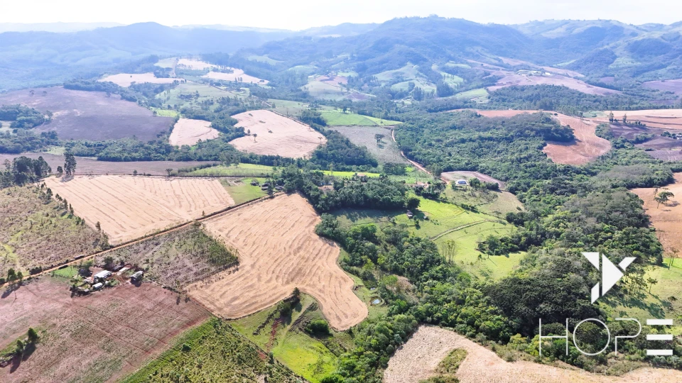 Imagens do imóveis Sítio à venda – 18 hectares – Tamarana/PR