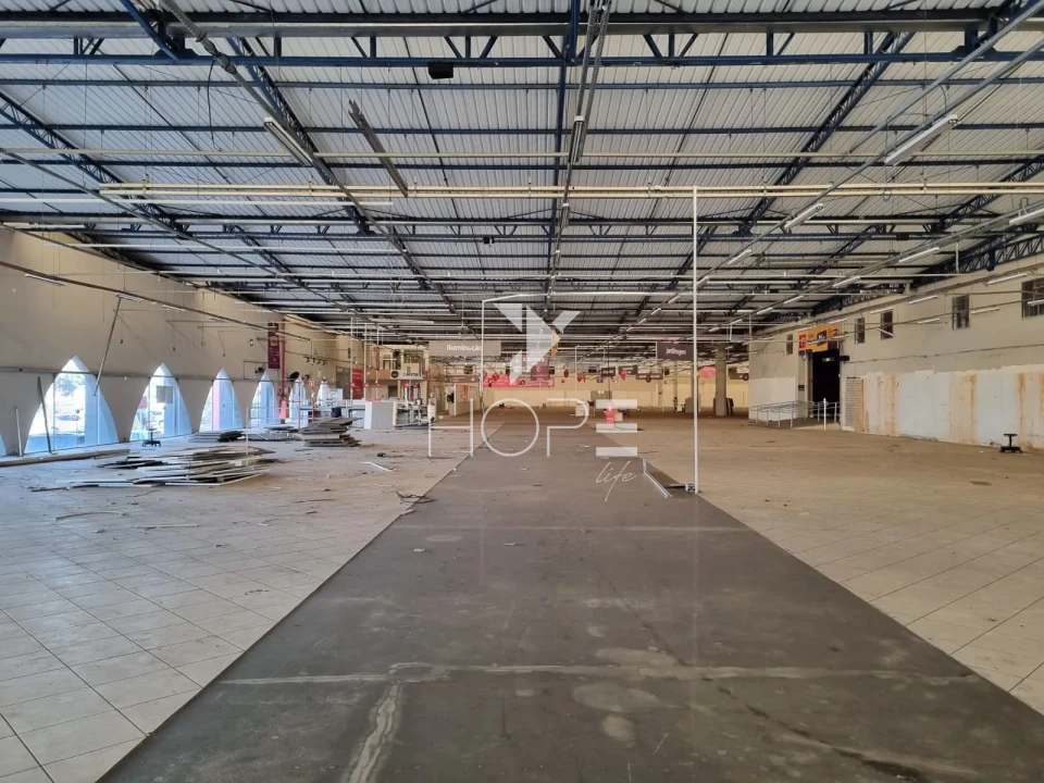 Imagens do imóveis Loja / ponto comercial de grande porte para locação com 6.817m² - Av Tiradentes - Rodocentro - mais de 100 vagas - Londrina PR