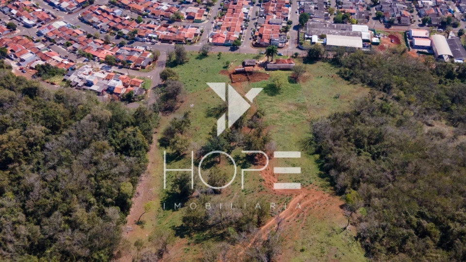 Imagens do imóveis Terreno Industrial  com 23.200  m²– Conjunto Jamile Dequech - Londrina