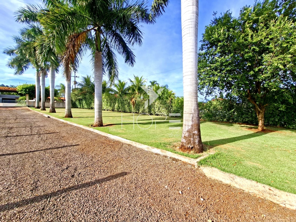 Imagens do imóveis Condomínio Riviera do Poente - chácara molhada à venda com 2.277 m² - 4 suítes - piscina - sauna - Alvorada do Sul PR