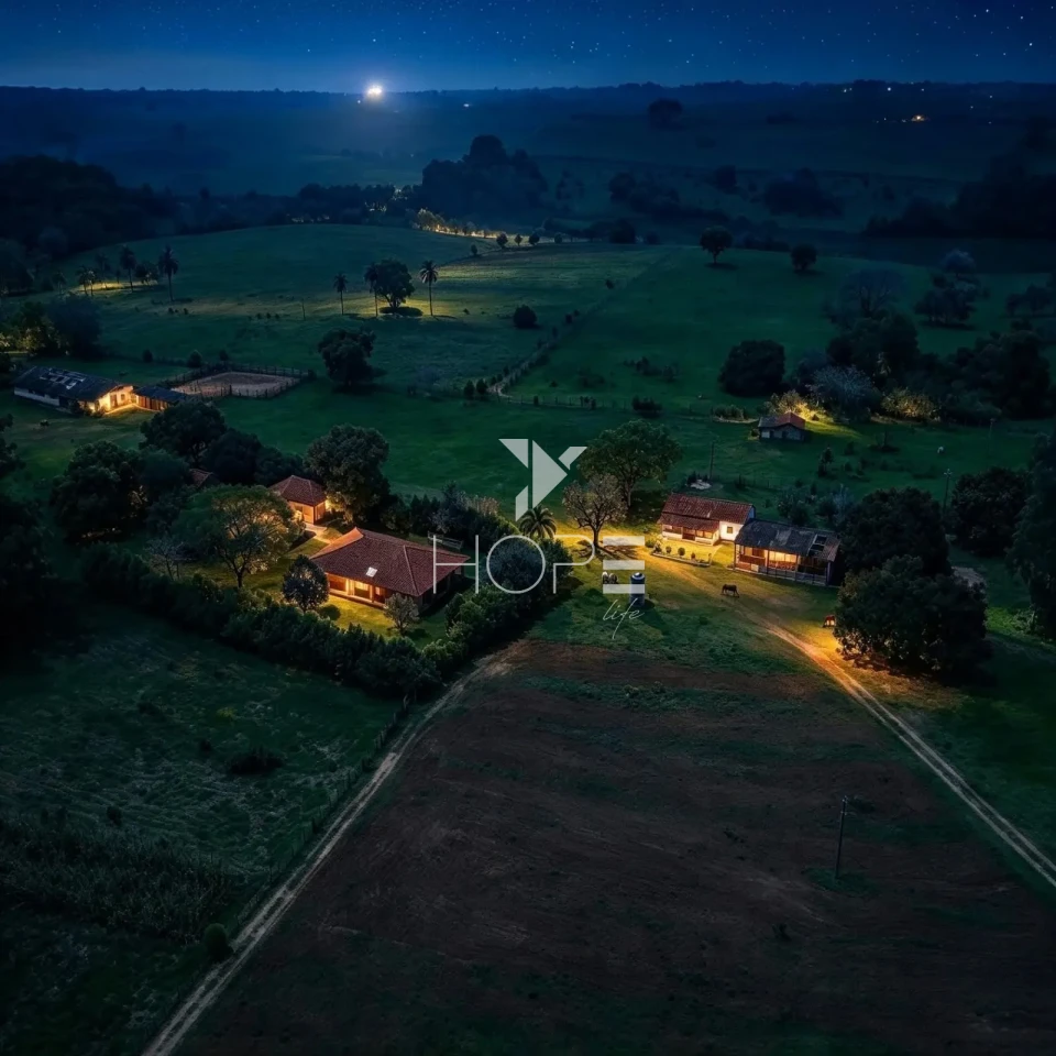 Imagens do imóveis Fazenda à Venda – 99,3 Hectares – Avaré/SP