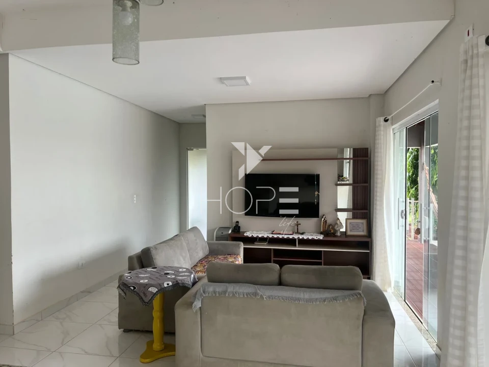 Imagens do imóveis Chácaras Itaúna - chácara em condomínio à venda com 2.500m² - 3 quartos  (1 Suite) - piscina - Ibiporã PR