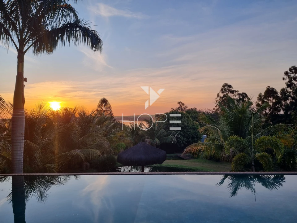 Imagens do imóveis Condomínio Riviera do Poente – Chácara Molhada porteira fechada À venda  – 4 suítes – 5 vagas – 2.600 m² – Alvorada do Sul/PR