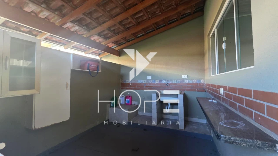 Sobrado à Venda – 390 m² – Dom Pedro - Zona Leste – Londrina/PR