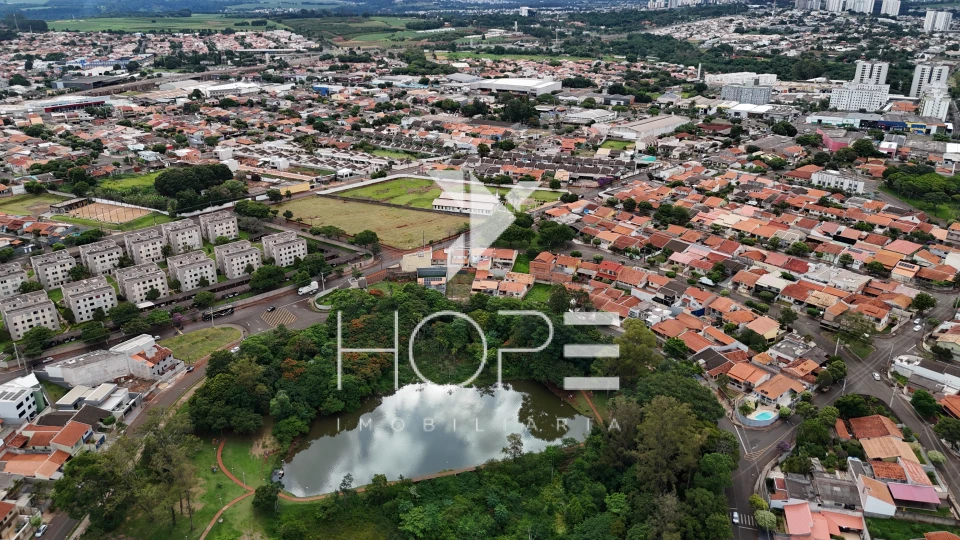 Sobrado à Venda com Energia Solar – 178m² Intern – 4 Quartos (1 Suíte) – Monte Belo – Zona Sul – Londrina/PR