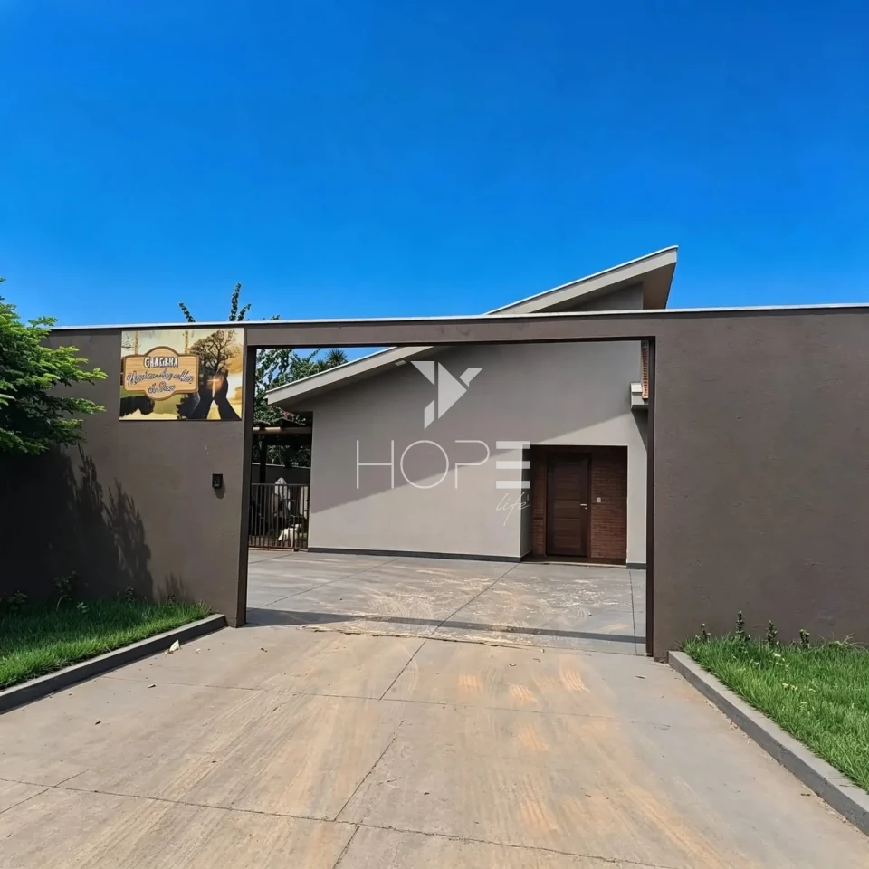 Imagens do imóveis Chácara à Venda com Piscina – 580m² – 4 Quartos (1 Suíte) – Vila Feliz – Apucarana/PR