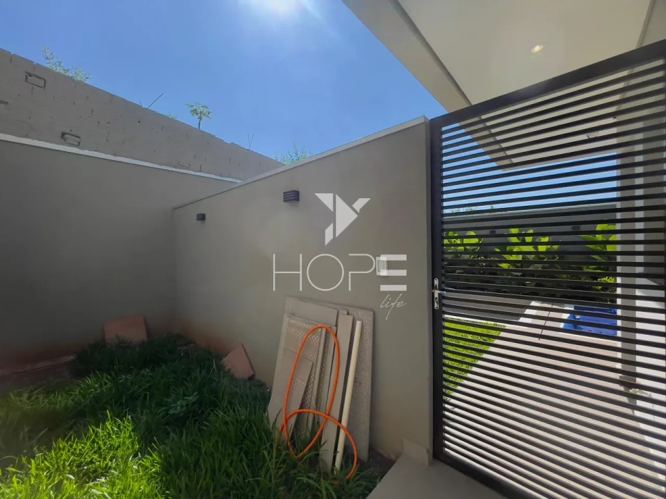 Imagens do imóveis Sobrado com piscina à Venda – 261m² – 3 Quartos (2 Demi-suítes) – Jardim das Mansões – Cambé/PR