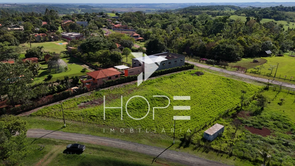 Imagens do imóveis terreno de 3220m² à Venda no Condomínio de Chácaras Itaúna – Ibiporã/PR