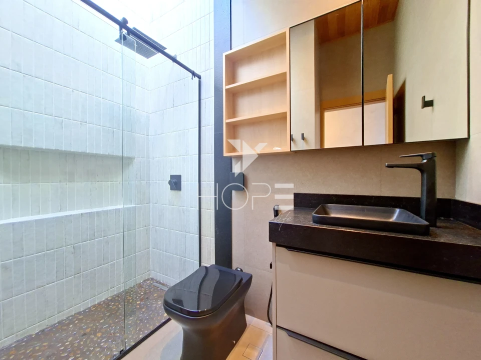 Imagens do imóveis Condomínio Porto das Águas - Chácara de alto Padrão à venda com 1.247 m² - 4 suítes - 5 banheiros - piscina - Porecatu PR