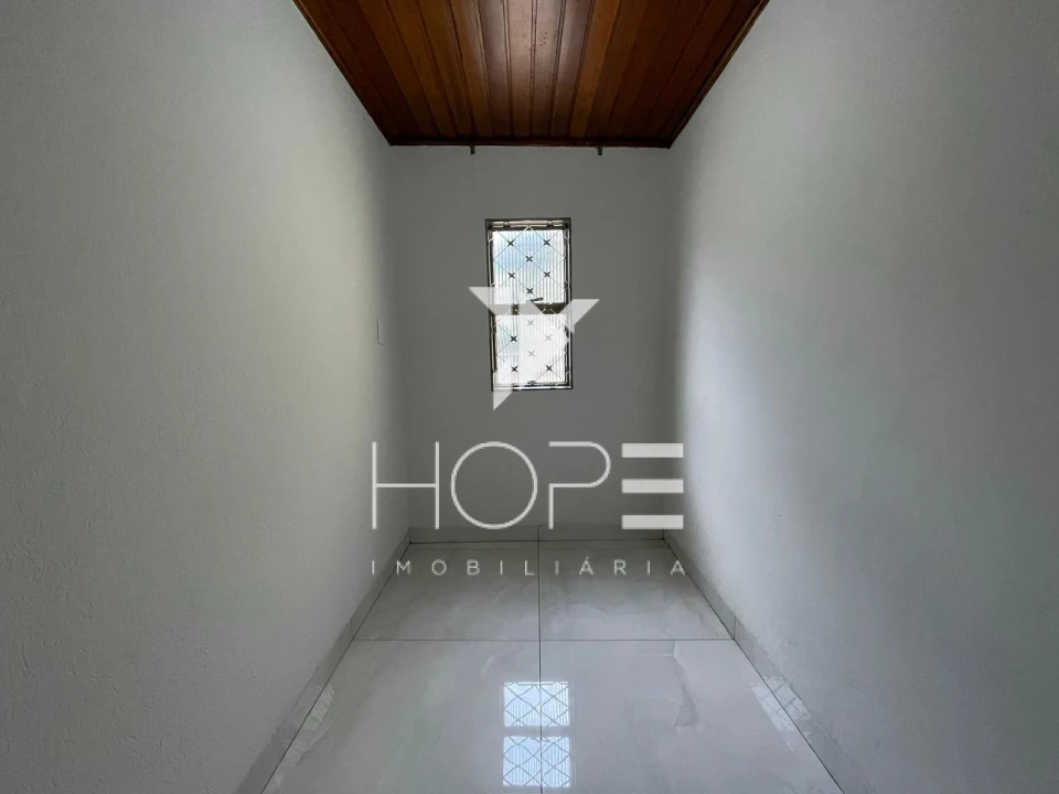 Imagens do imóveis Casa para Venda e Locação - 3 Quartos (1 Suíte) - Zona Norte - Londrina/PR