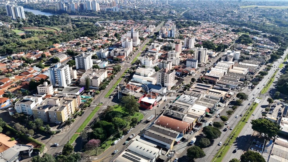Barracão comercial para locação com 300m² - duas entradas - às margens da Av. Dez de Dezembro - Londrina PR