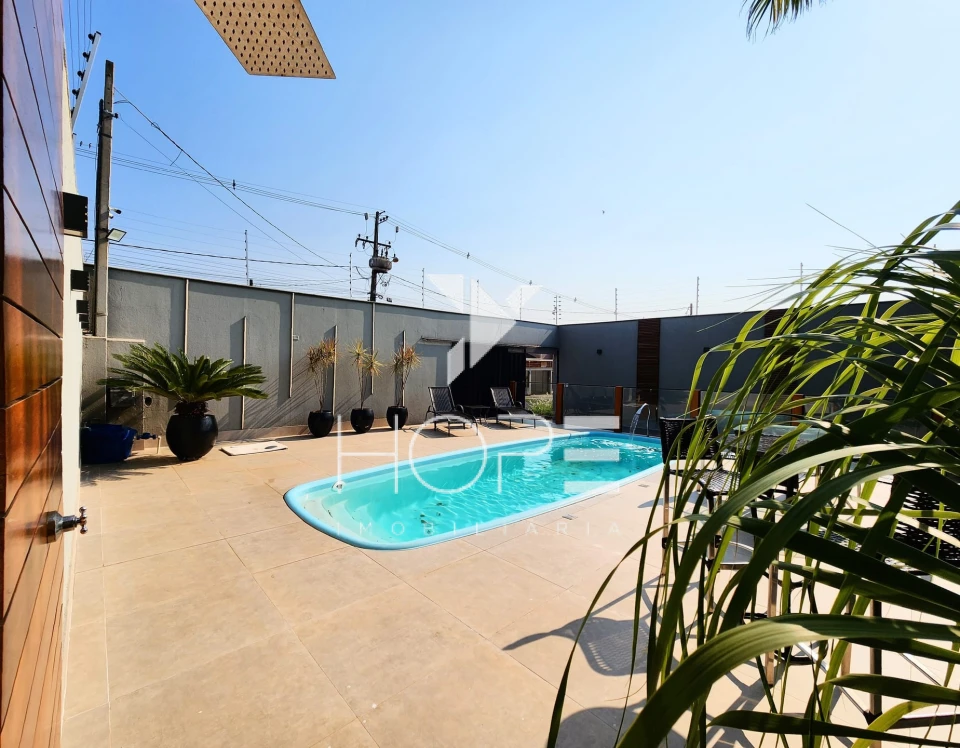 Imagens do imóveis Imóvel Comercial de Alto Padrão com Piscina e Espaço Gourmet à Venda em Cambé – Jardim do Café