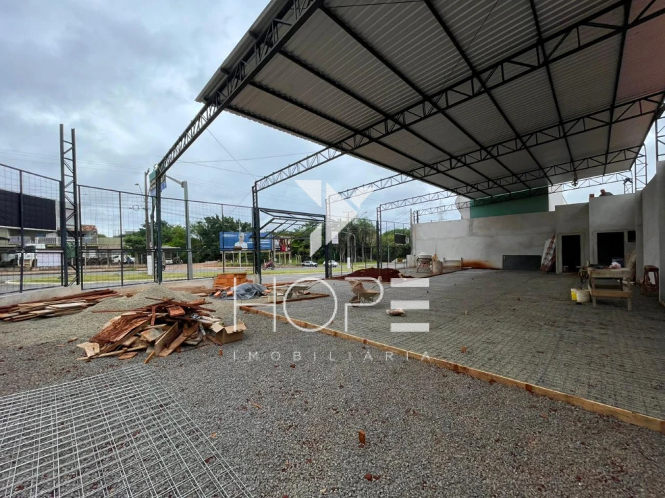 Imagens do imóveis Loja Comercial de Esquina para Locação – Av. JK (Centro) – 345 m² –  Zoneamento ZC-2 – Alto Fluxo e Visibilidade