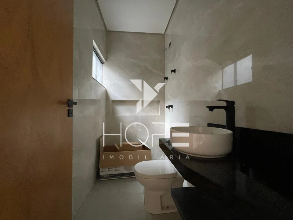 Casa à venda – 3 Quartos – Condomínio Royal Norte – Zona Norte – Londrina/PR