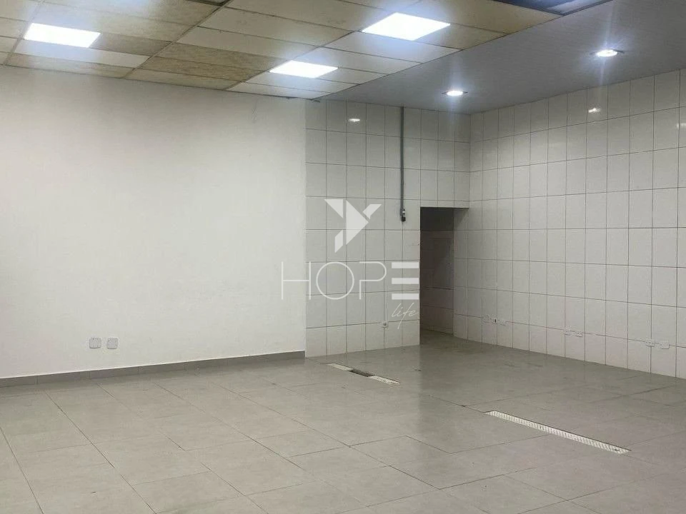 Imagens do imóveis Salão comercial para alugar com 303 m² - 3 banheiros - 4 vagas - Jardim Beltrão - Ibiporã/PR