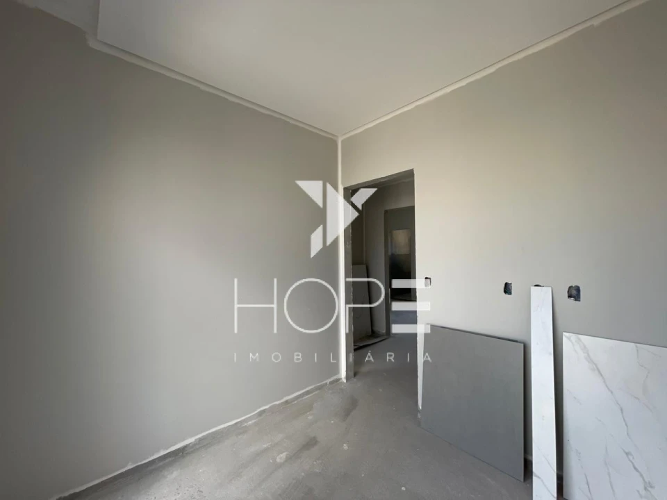 Sobrado em condomínio à venda – 105m² Privativos - Morada das Flores (Rosas) – Cambé/PR