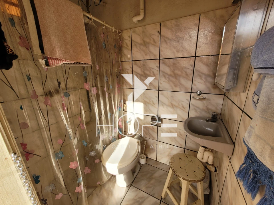 Casa com edícula à venda – 3 quartos (1 suíte) – Bairro Coliseu – Londrina/PR