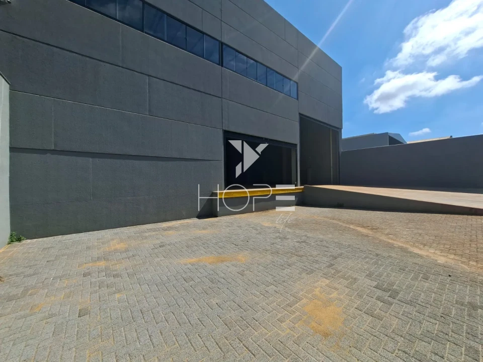 Imagens do imóveis Barracão para locação 800 m² com doca e pé direito 8.5 m – próximo Av Tiradentes – Cilo 2 – Londrina