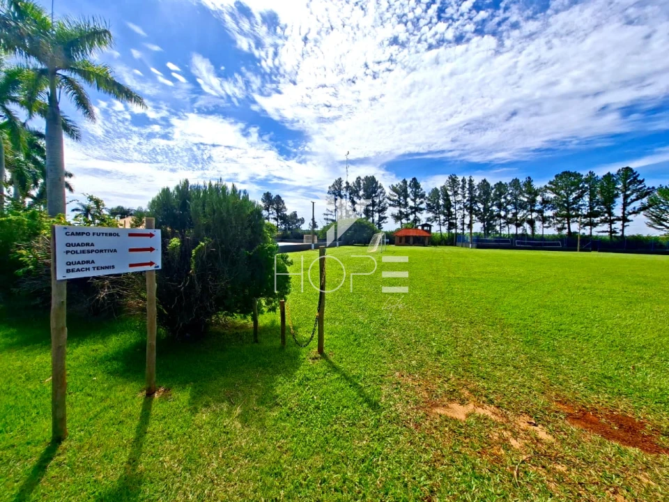 Imagens do imóveis Condomínio Riviera do Poente - chácara à venda com 1.300 m² - 2 quartos - 1 suíte - 4 vagas -  piscina - Alvorada do Sul PR