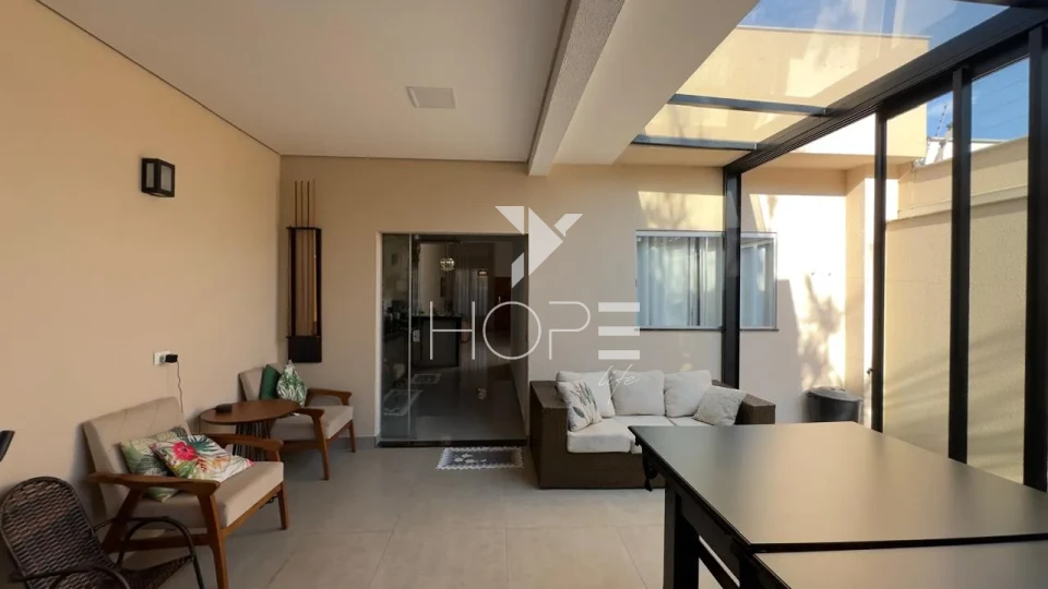 Imagens do imóveis Casa à venda - 03 Quartos (1 Suíte) 107 m² -  Vivendas do Arvoredo - Zona Sul de Londrina/PR
