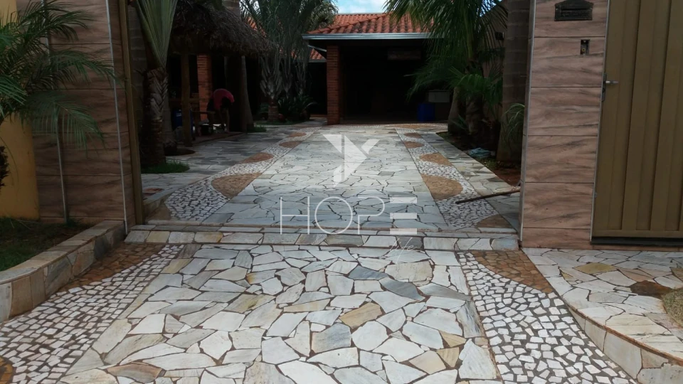 Imagens do imóveis Chácara à venda com 170 m² - 3 quartos - 2 banheiros -  3 vagas - Balneário Tibagi - Ibiporã/PR