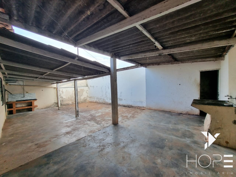 Imagens do imóveis CASA  + SALA COMERCIAL PARA  VENDA  PROXIMO A SAUL ELKIND
