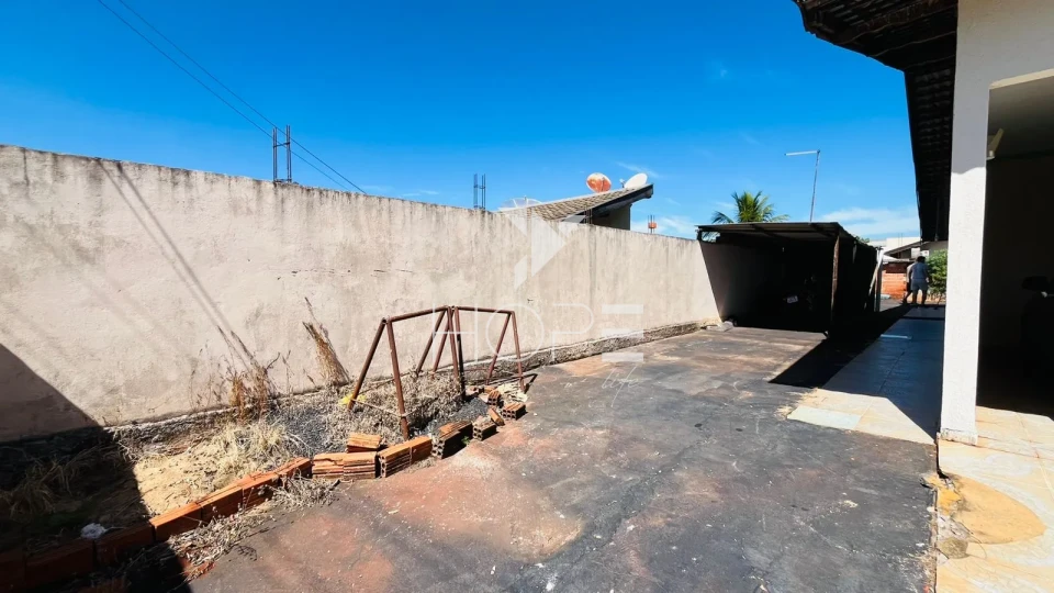 Imagens do imóveis Casa à venda em Rolândia - Aceita permuta em Veículo – 3 quartos (1 suíte) – Jardim Imperial – Rolândia/PR