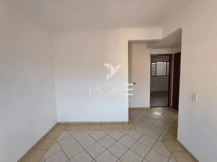 Imagens do imóveis Sobrado para Alugar no Sabará I em Londrina – 3 Quartos (1 Suíte) – Próximo à Av. Arthur Thomas - R$ 2.290,00
