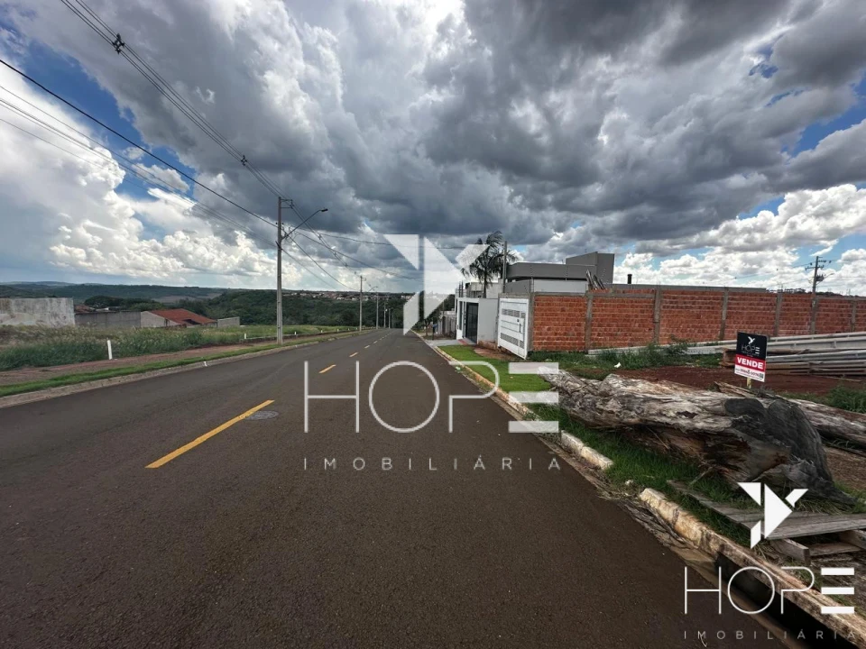 Terreno à venda – 250 m² – Jardim Tarobá – Londrina/PR