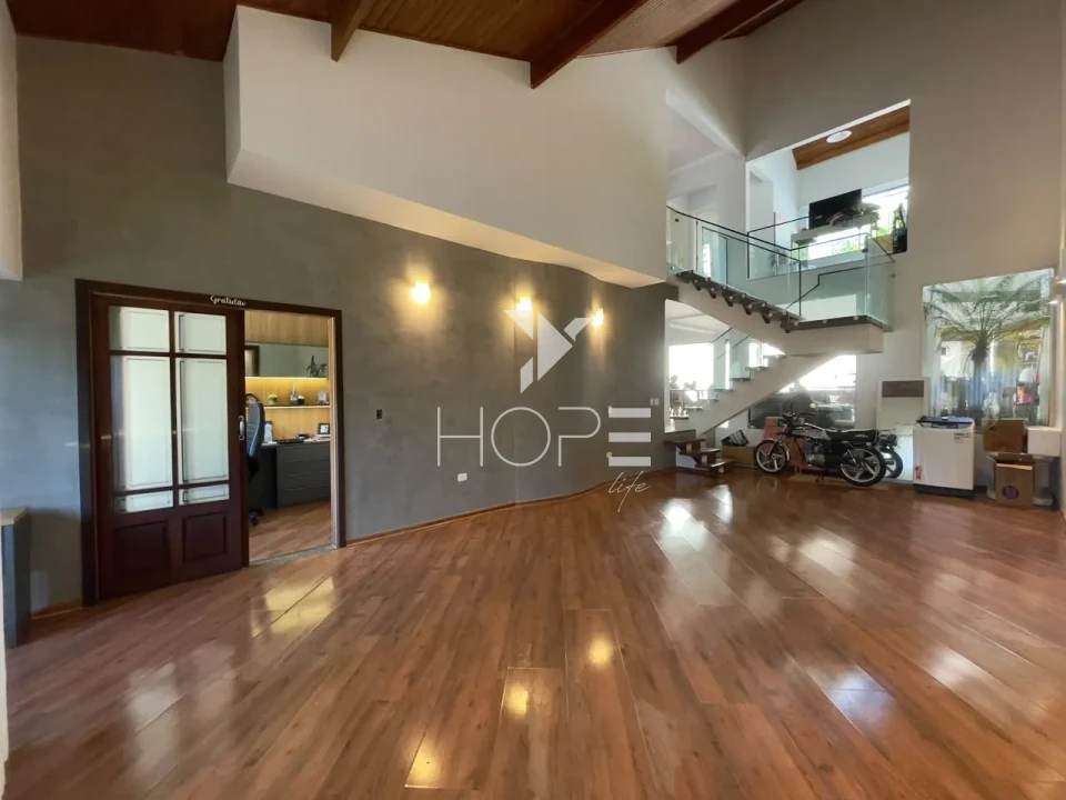 Sobrado em Condomínio à Venda – 261m² – 3 Quartos (1 Suíte) – Vale das Araucárias – Parque Residencial Alcântara – Zona Sul – Londrina/PR