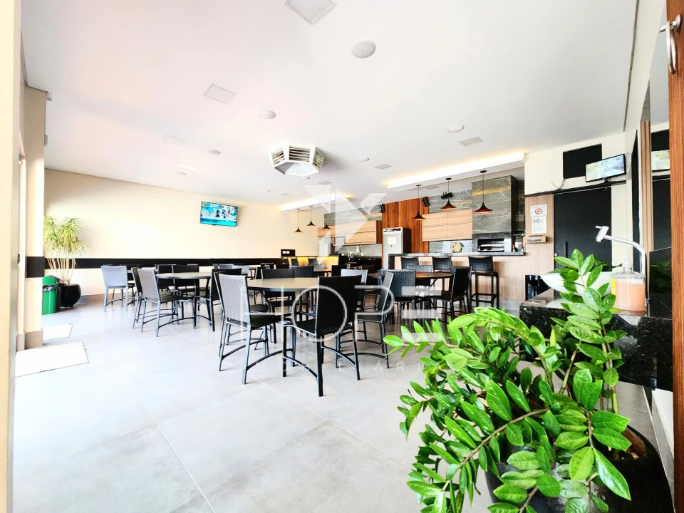 Imagens do imóveis Imóvel Comercial de Alto Padrão com Piscina e Espaço Gourmet à Venda em Cambé – Jardim do Café