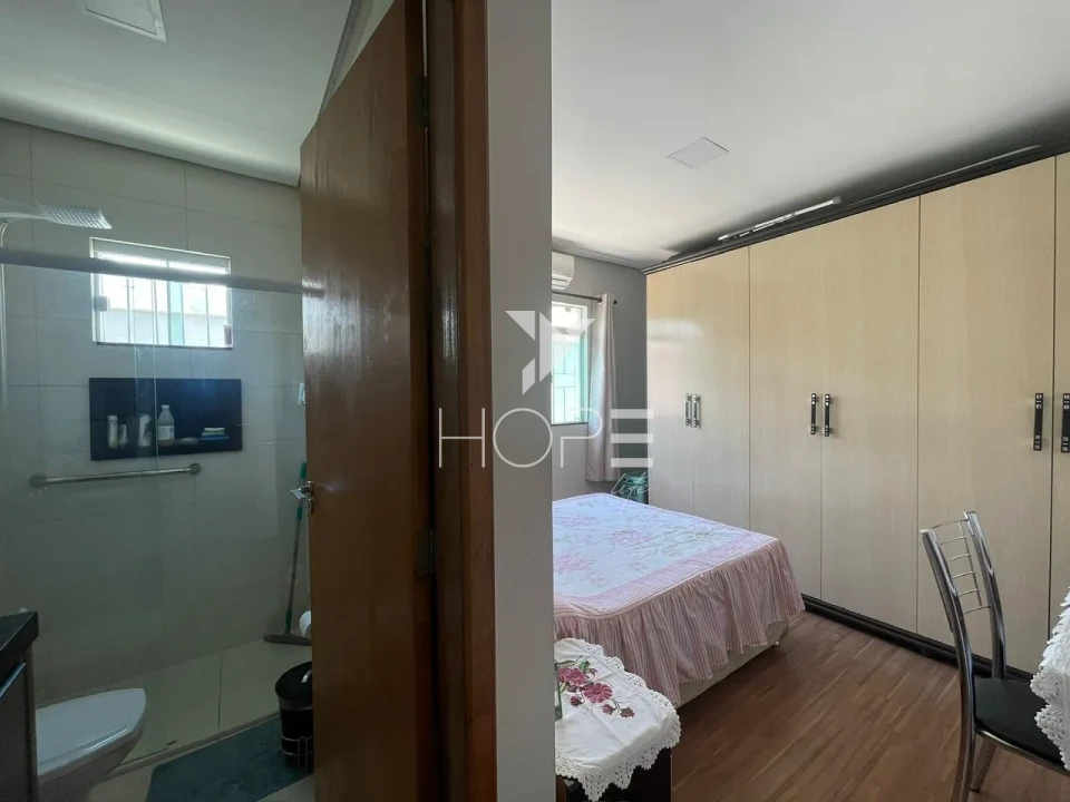 Imagens do imóveis CASA A VENDA CHAMONIX - 3 DORMITÓRIOS (1 SUÍTE) - 125m² - R$ 490.000,00