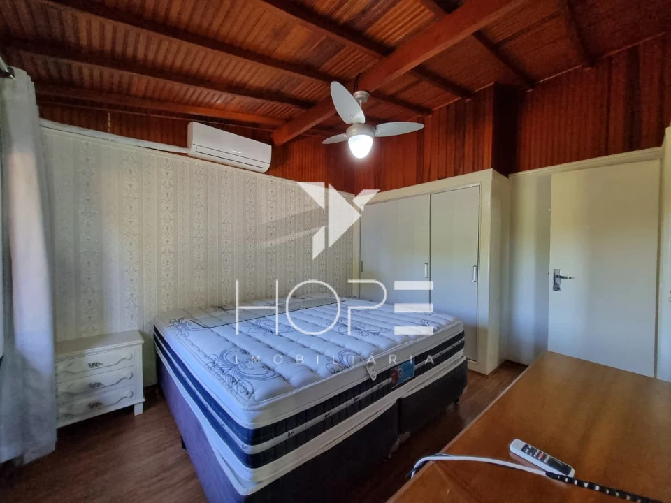 Chácara escriturada molhada à venda – Porteira Fechada – 12.000m² – Alvorada do sul/PR