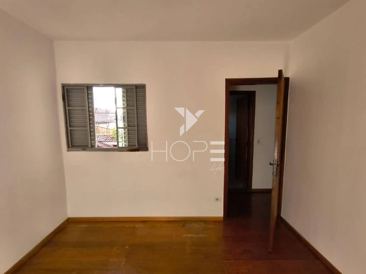 Imagens do imóveis Sobrado para Alugar no Sabará I em Londrina – 3 Quartos (1 Suíte) – Próximo à Av. Arthur Thomas - R$ 2.290,00