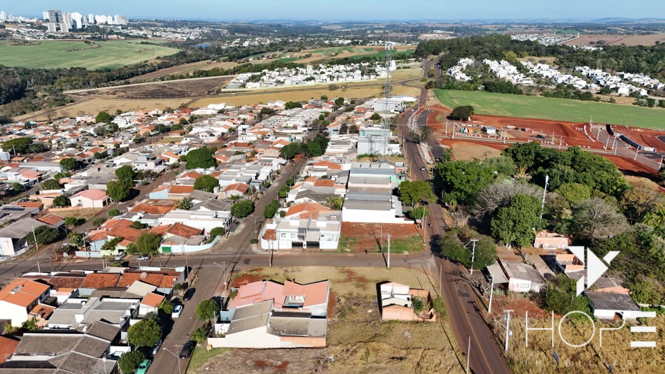 Imagens do imóveis TERRENO COMERCIAL A VENDA NA AVENIDA DA MARATONA