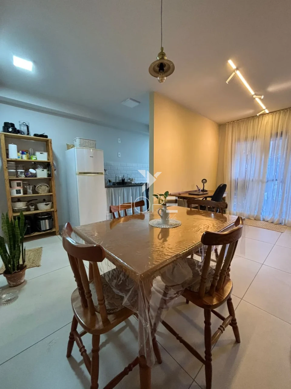 Imagens do imóveis Edifício Sunny Downtown - apartamento garden à venda com 105m² - 2 quartos (1 suíte) - 1 vaga - Centro - Londrina PR