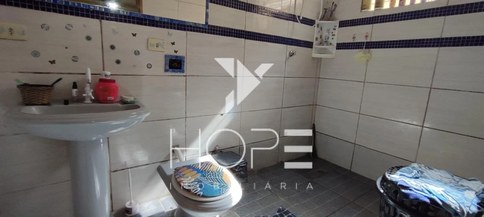 Casa à venda Jd. Bancários - Londrina-Pr.