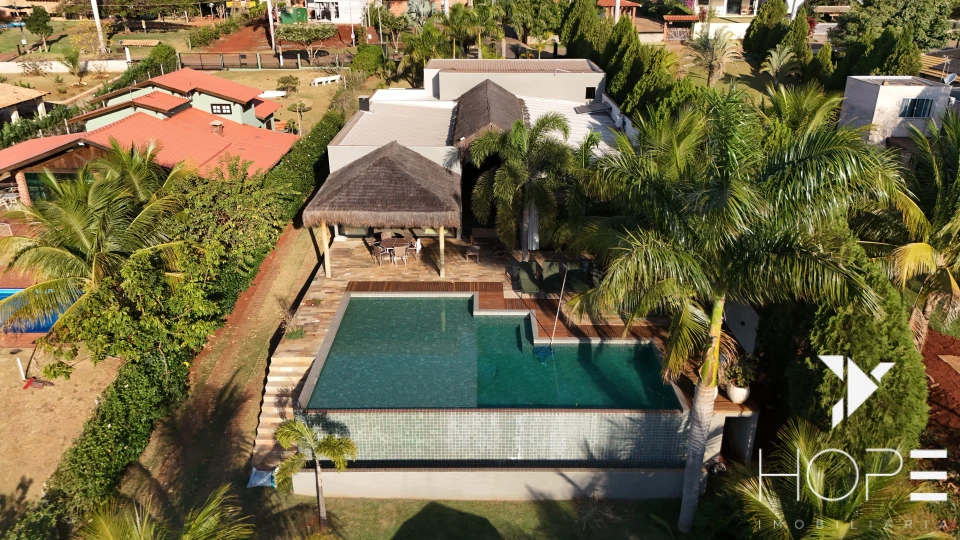 Imagens do imóveis CHÁCARA MOLHADA DE ALTO PADRÃO NO CONDOMÍNIO RIVIERA DO POENTE
