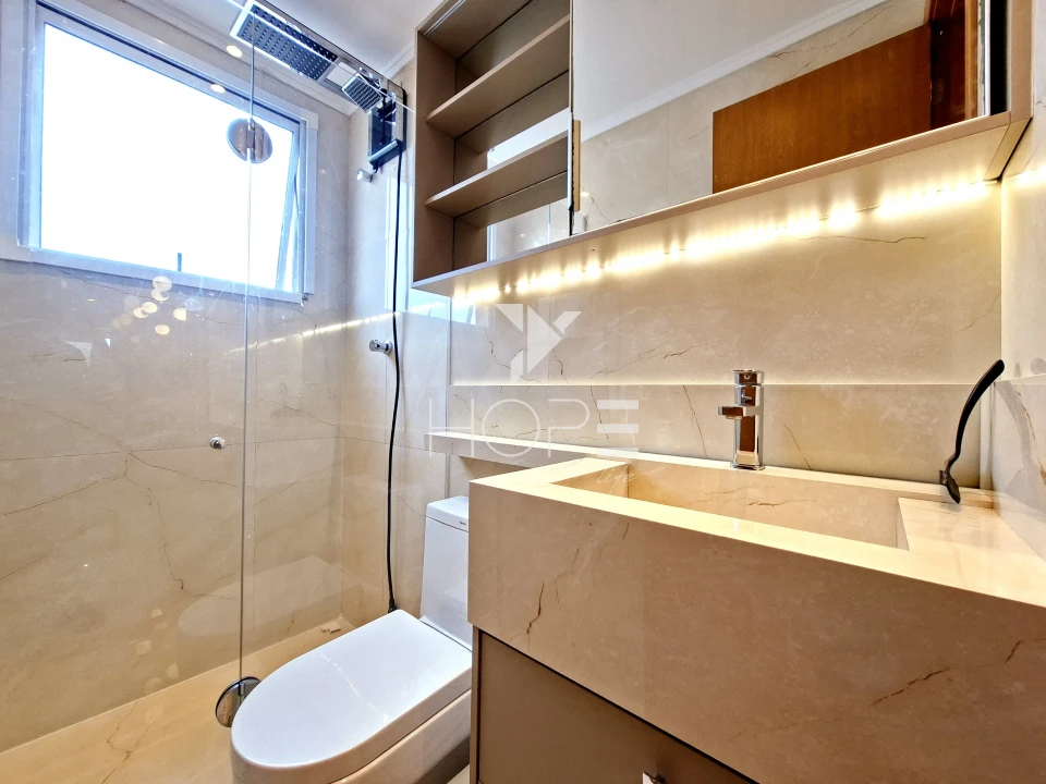 Imagens do imóveis Condomínio Lagoa Dourada - Apartamento à venda com 43m² - 2 quartos - último andar - semi mobiliado - acquaville  - Londrina PR