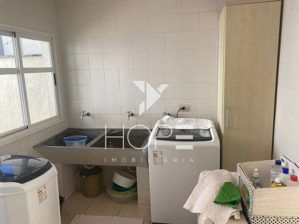 Imagens do imóveis Sobrado à Venda – Condomínio Pitangua – Gleba Fazenda Palhano – Londrina PR