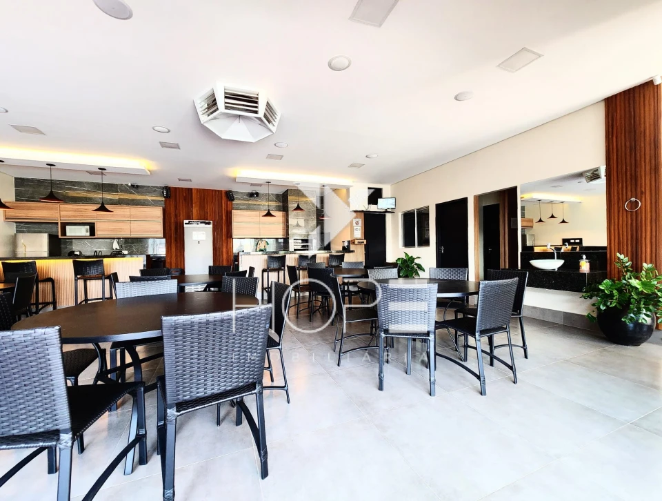 Imagens do imóveis Imóvel Comercial de Alto Padrão com Piscina e Espaço Gourmet à Venda em Cambé – Jardim do Café